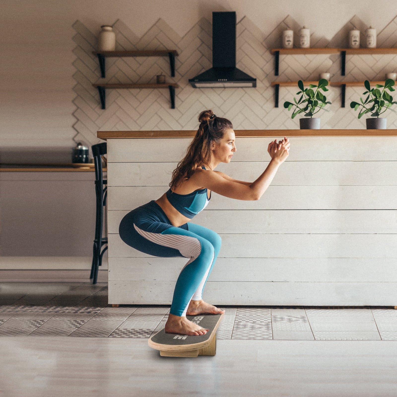 POWER GUIDANCE Wooden Balance Board Trainer, 500lbs Wobble Roller Board for Surf, Ski, Skateboard, Core Stability Fitness Home Gym POWER GUIDANCE